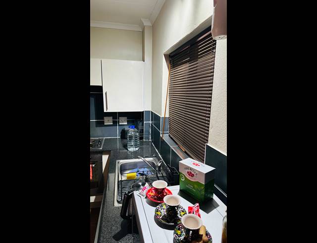 2 BEDROOM APARTMENT TO LET IN HESTEAPARK